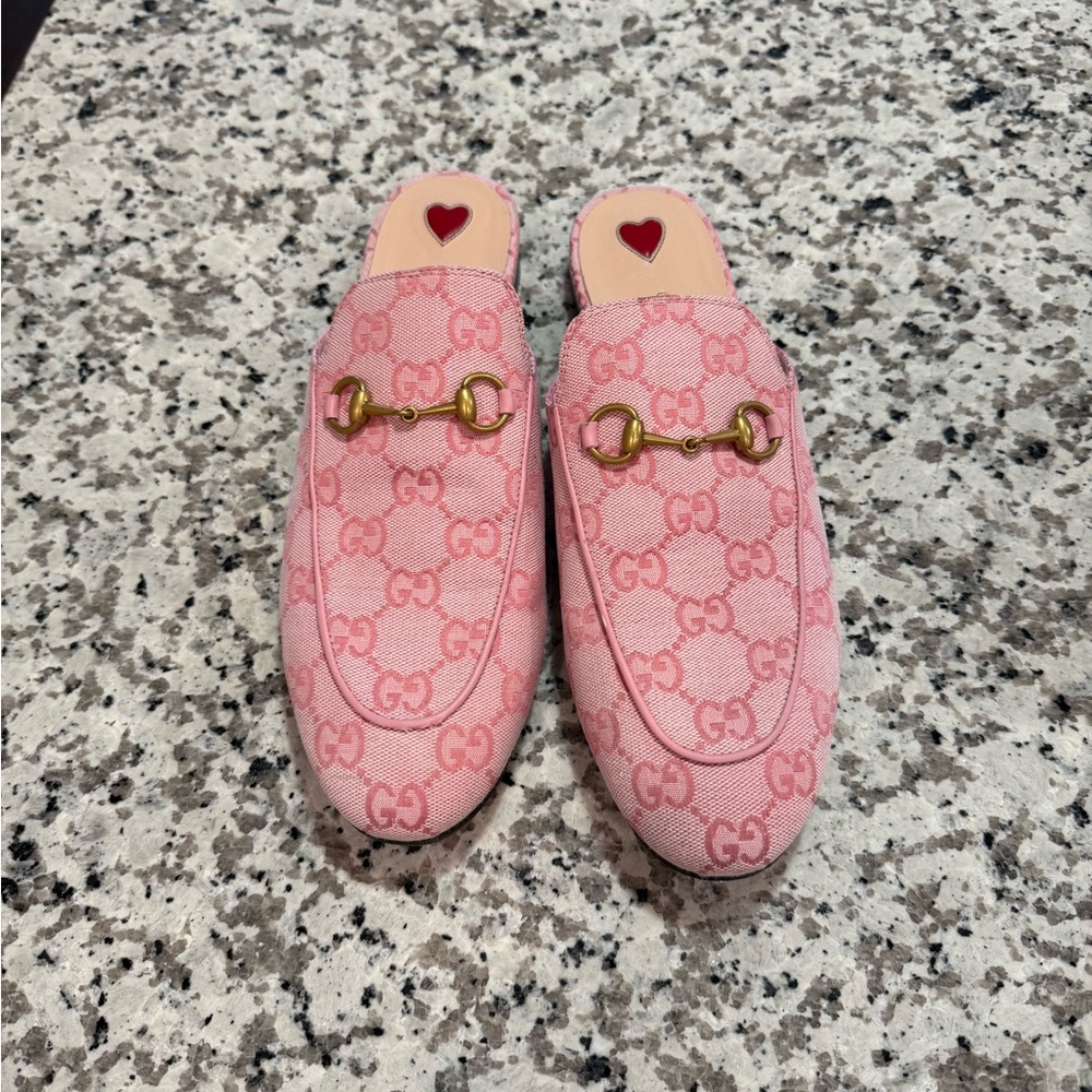 Gucci Pink Flats with Gold Accent